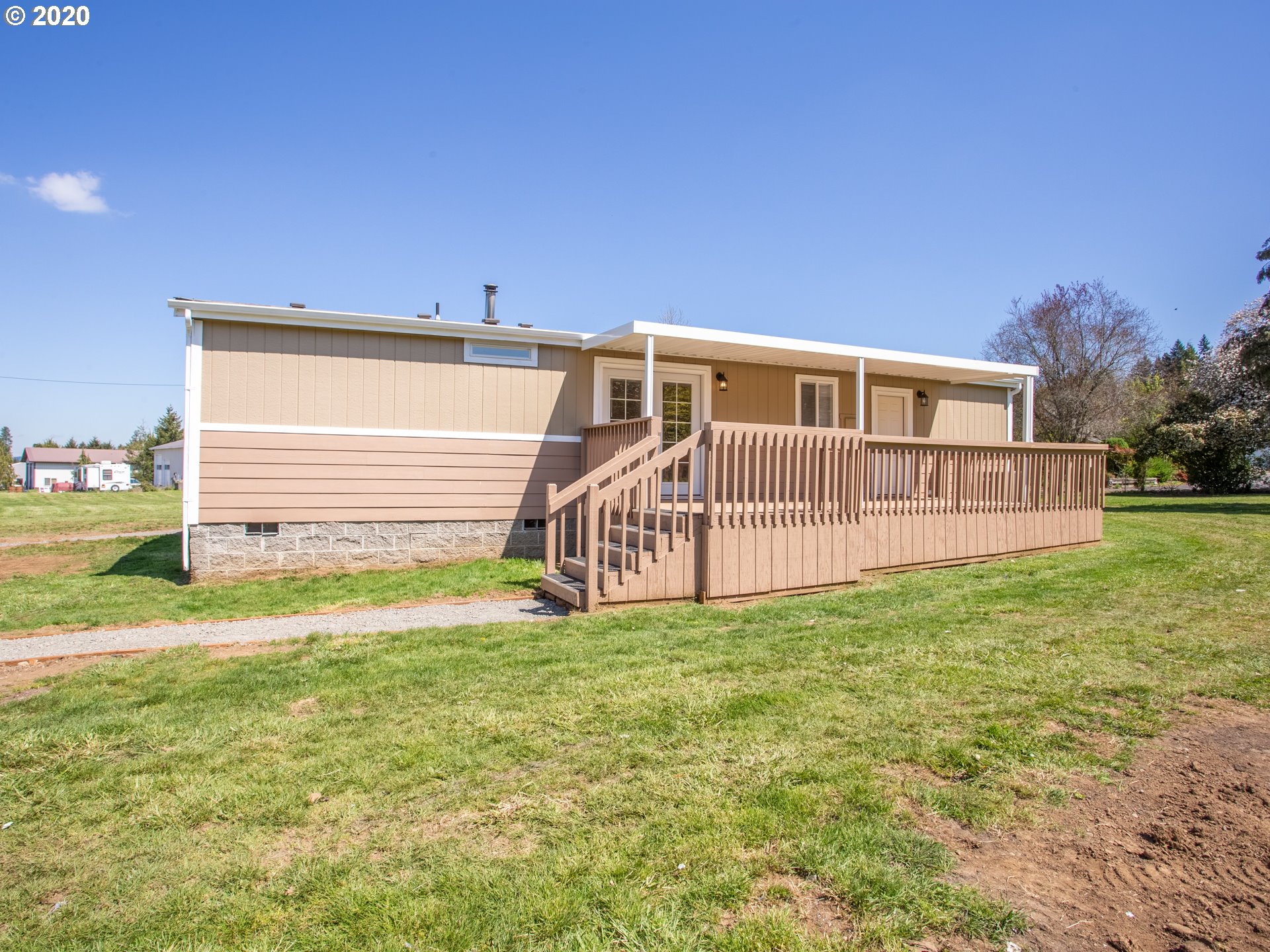 18401 South Redland Road Oregon City, OR 97045 - Photo 4 of 32 Gallery Image 4