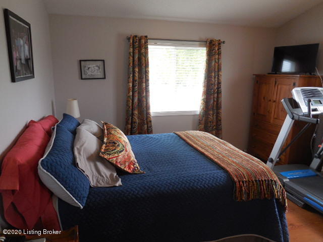 7678 Point Pleasant Road Pleasureville, KY 40057 - Photo 18 of 30 OwnersSuite3