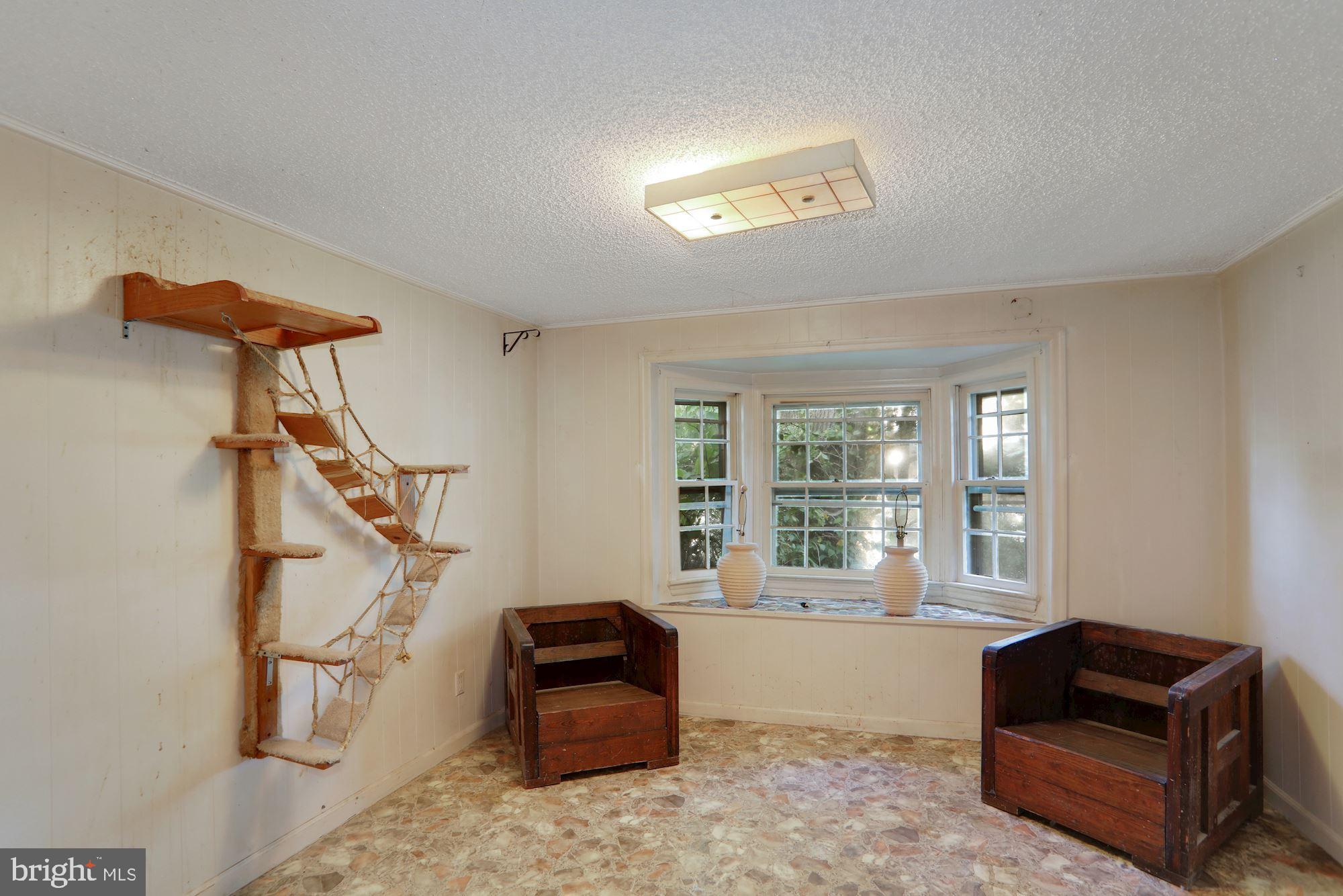 1224 Clements Bridge Road Woodbury, NJ 08096 - Photo 9 of 26 room off the dining space-ideal office