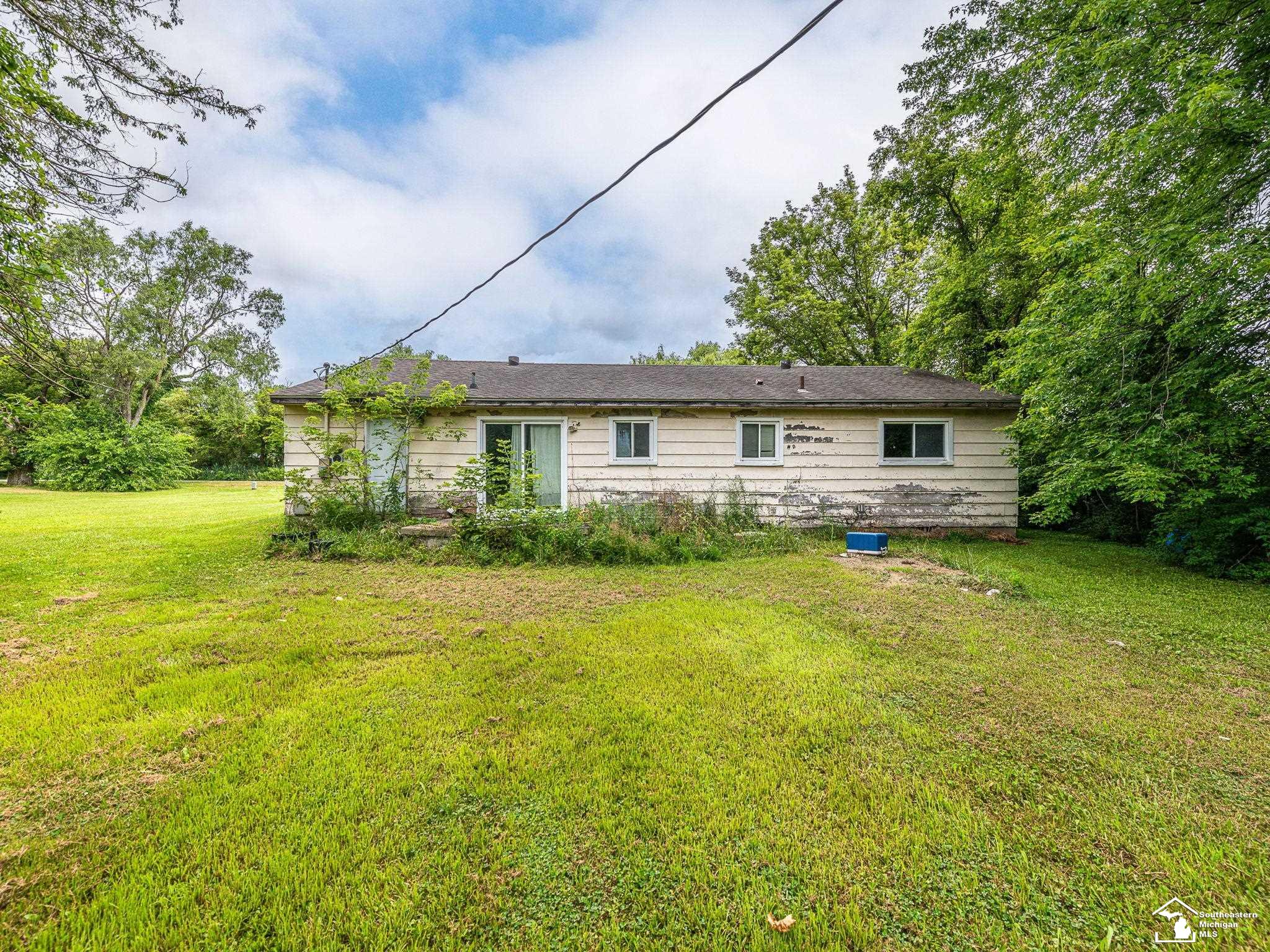 45665 Judd Road Belleville, MI 48111 - Photo 18 of 29 50182557-1c07d6b8-9dff-4575-9d46-05f61fa869a0.JPG