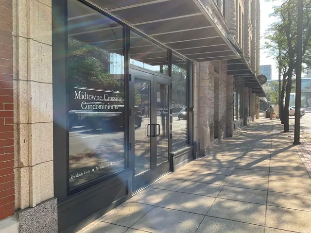 $1,600 | 112 West Washington Boulevard, Unit 319, Fort Wayne, IN 46802