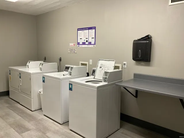 $1,600 | 112 West Washington Boulevard, Unit 319, Fort Wayne, IN 46802