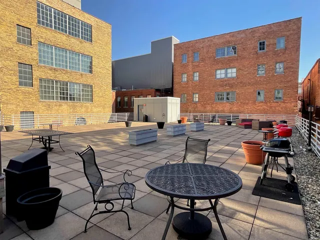 $1,600 | 112 West Washington Boulevard, Unit 319, Fort Wayne, IN 46802