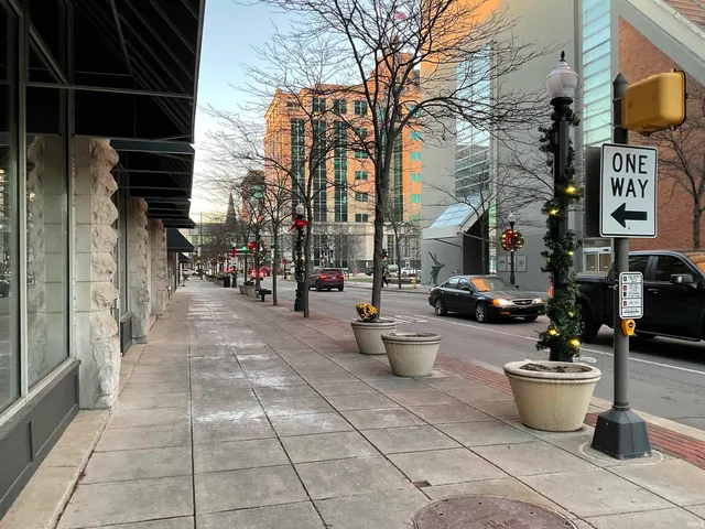 $1,550 | 112 West Washington Boulevard, Unit 319, Fort Wayne, IN 46802