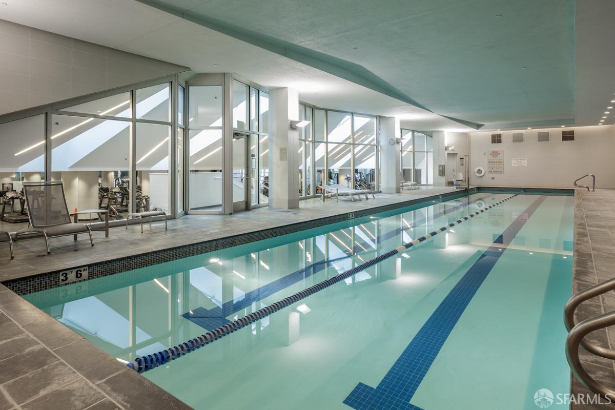 333 Main Street, Unit 4M San Francisco, CA 94105 - Photo 29 of 39 a view of a kitchen with a large window