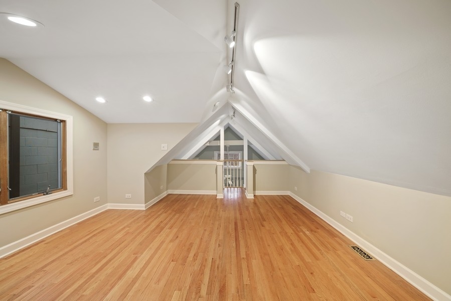 1548 North Honore Street, Unit 2R Chicago, IL 60622 - Photo 12 of 31