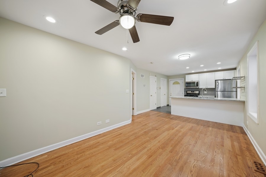 1548 North Honore Street, Unit 2R Chicago, IL 60622 - Photo 24 of 31