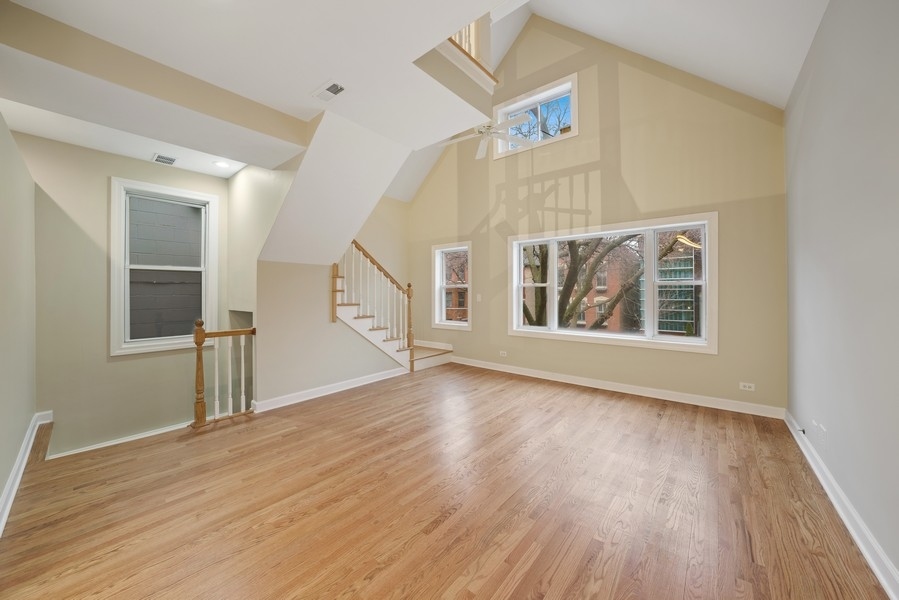 1548 North Honore Street, Unit 2R Chicago, IL 60622 - Photo 8 of 31