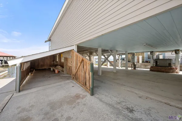 $835,000 | 7928 False River Road, Oscar, LA 70762