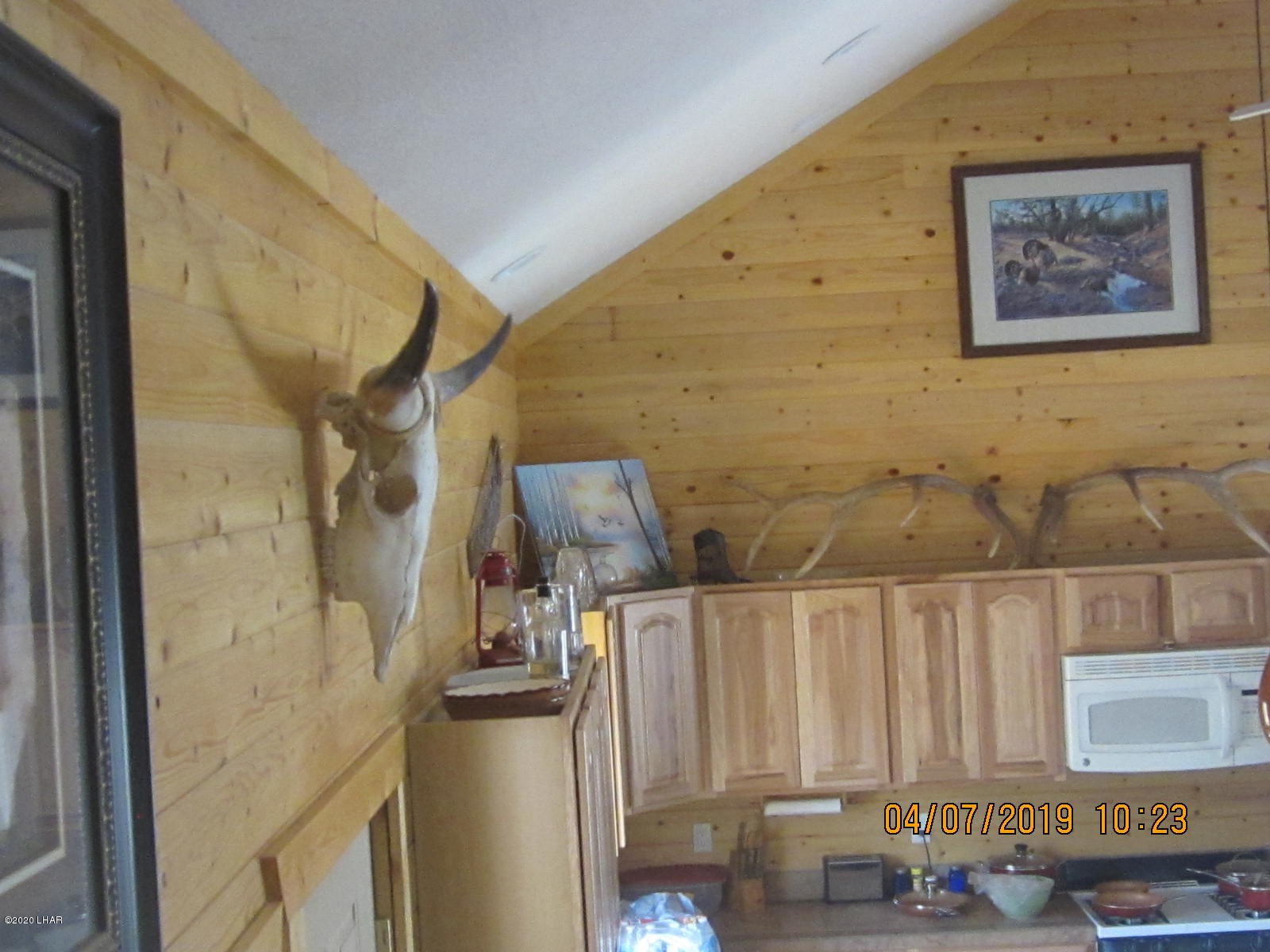 765 Pump House Road Seligman, AZ 86337 - Photo 7 of 70 135