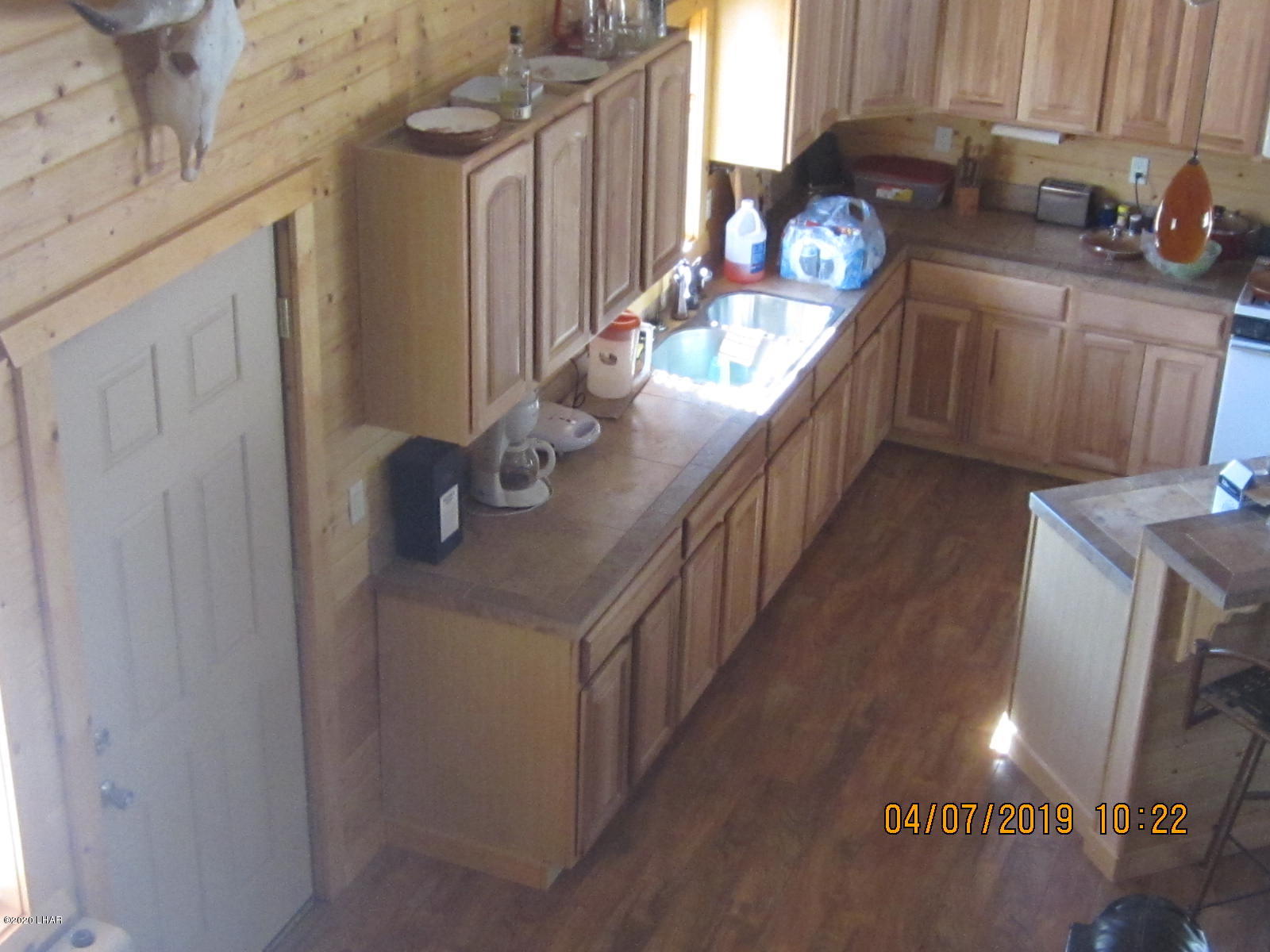 765 Pump House Road Seligman, AZ 86337 - Photo 10 of 70 132