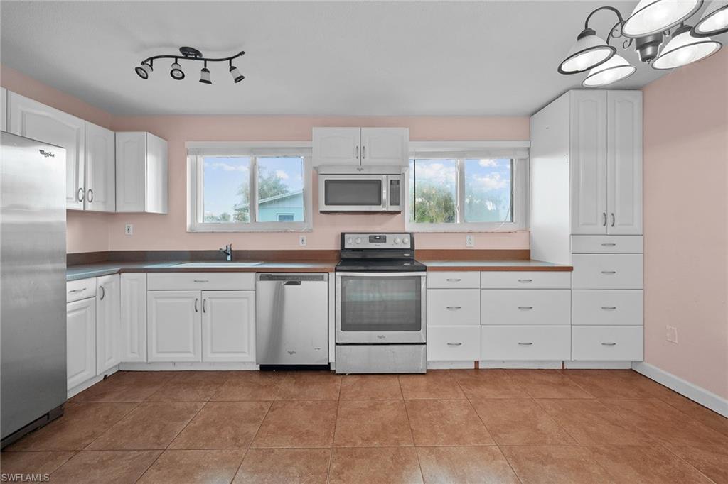 153 6th Street Naples, FL 34113 - Photo 12 of 21 Gallery Image 12
