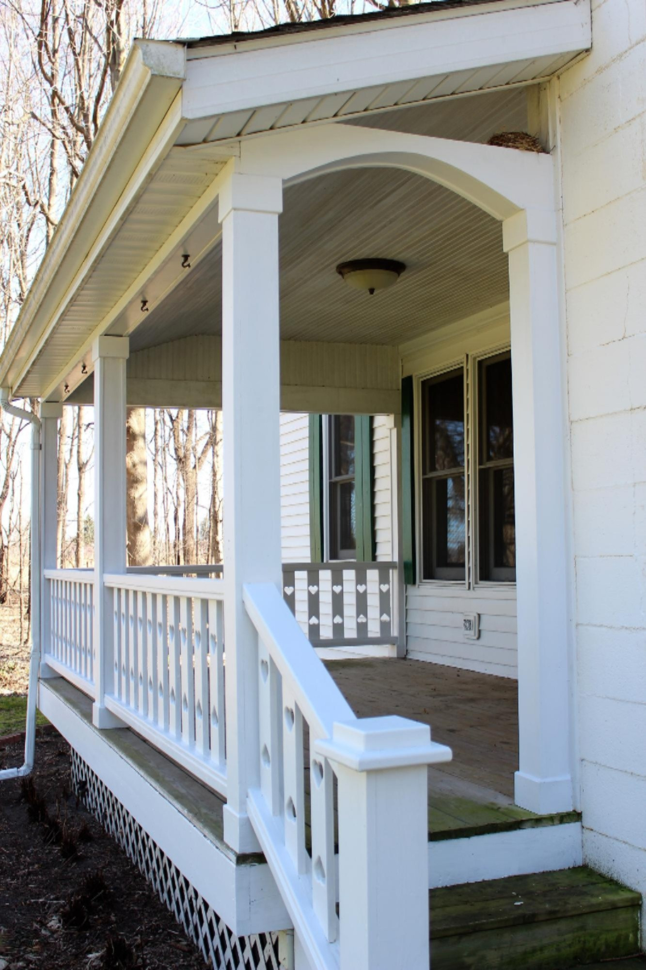7551 West R Avenue Kalamazoo, MI 49009 - Photo 44 of 62 Front porch adds to the appeal
