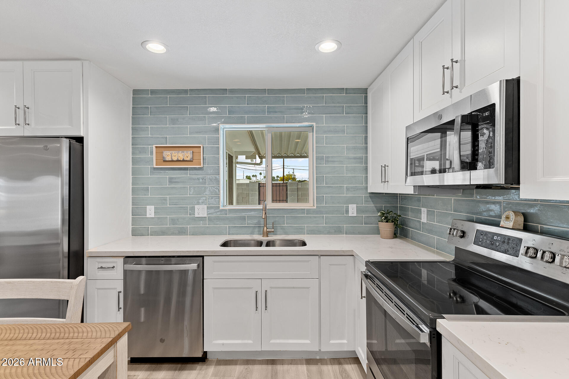 5502 East Butte Street Mesa, AZ 85205 - Photo 5 of 22 Kitchen