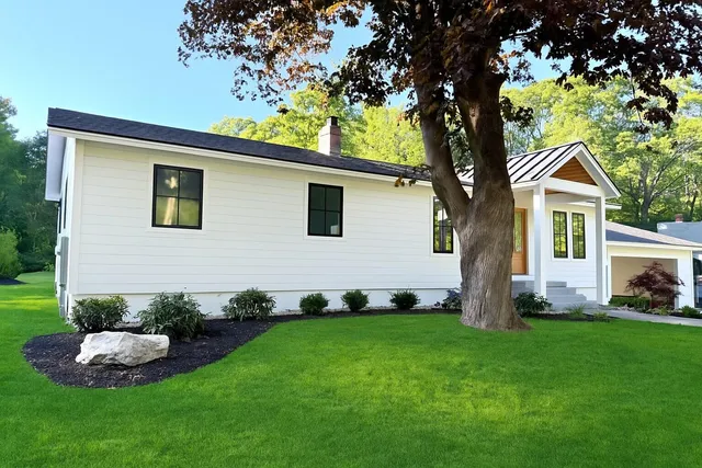 $1,275,000 | 505 Mitchell Road, Cape Elizabeth, ME 04107