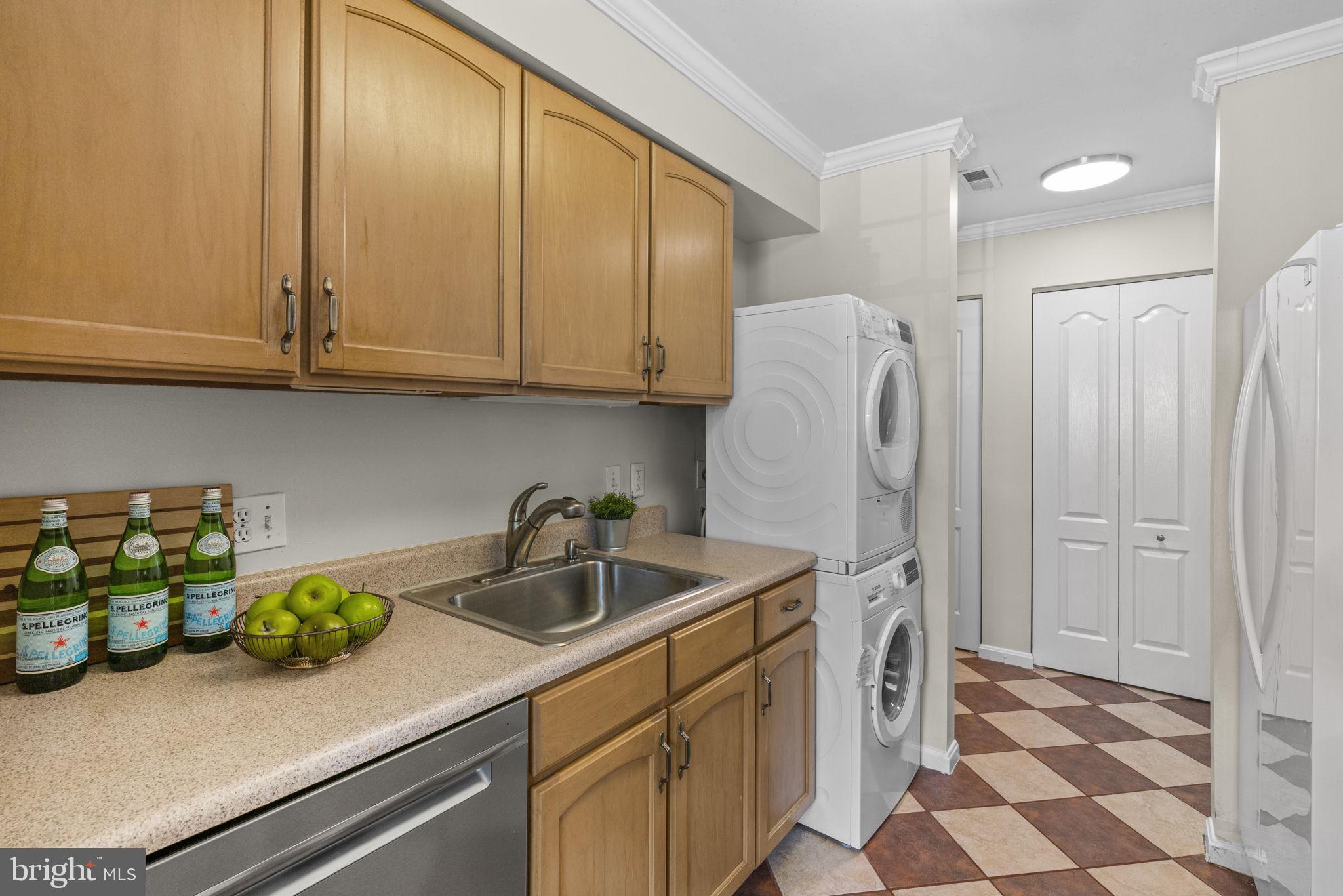 8513 Falls Run Road, Unit D Ellicott City, MD 21043 - Photo 10 of 22