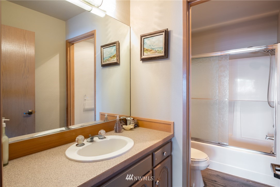 4192 Edens Road Anacortes, WA 98221 - Photo 18 of 25 Gallery Image 18