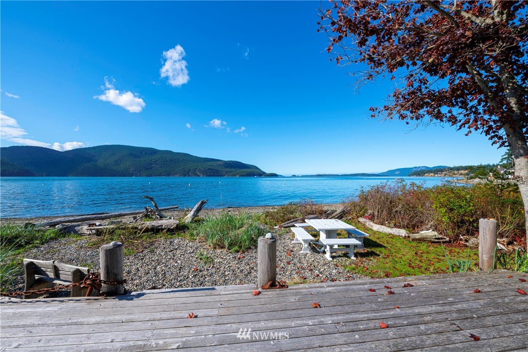 4192 Edens Road Anacortes, WA 98221 - Photo 8 of 25 Gallery Image 8