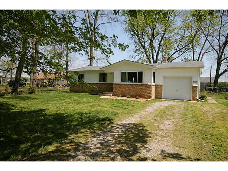 9783 South Conner Street Columbus, IN 47201 - Photo 1 of 17 Gallery Image 1