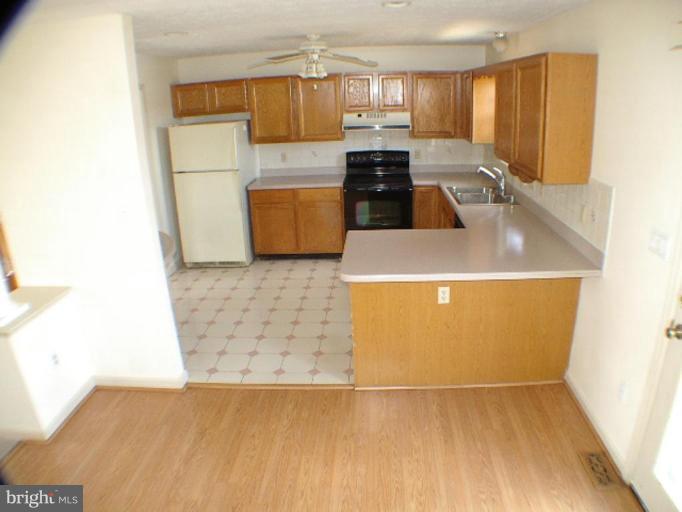 131 Canyon Road Winchester, VA 22602 - Photo 3 of 15 Kitchen