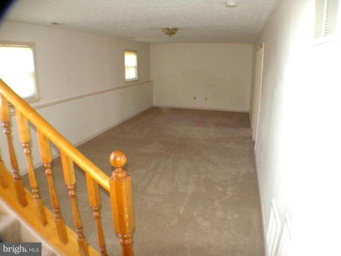 131 Canyon Road Winchester, VA 22602 - Photo 7 of 15 Family Room