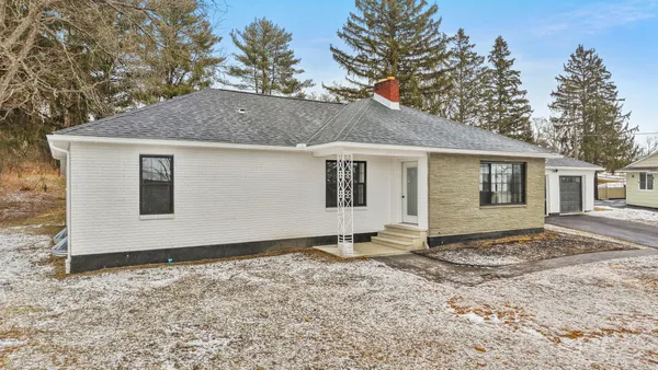 $445,000 | 604 Lowell Drive, Endicott, NY 13760