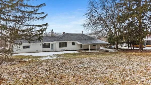 $445,000 | 604 Lowell Drive, Endicott, NY 13760