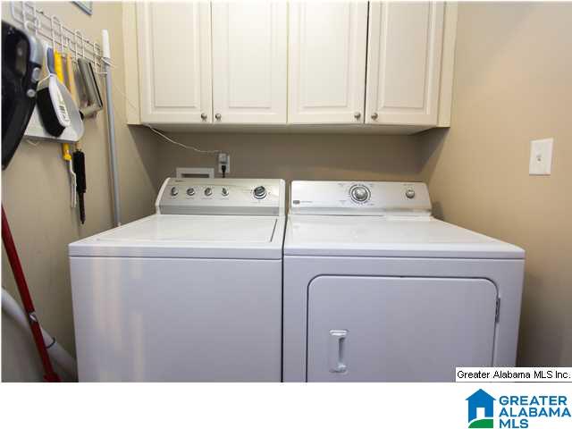 2347 Ridgemont Drive Birmingham, AL 35244 - Photo 10 of 32 Gallery Image 10