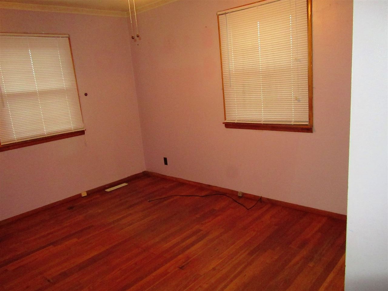 2405 Judah Logan Road Bedford, IN 47421 - Photo 8 of 20