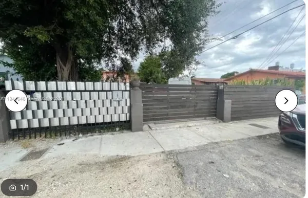 a view of a pathway