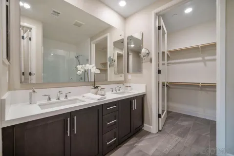 $1,099,000 | 16750 Coyote Bush Drive, Unit 19, San Diego, CA 92127