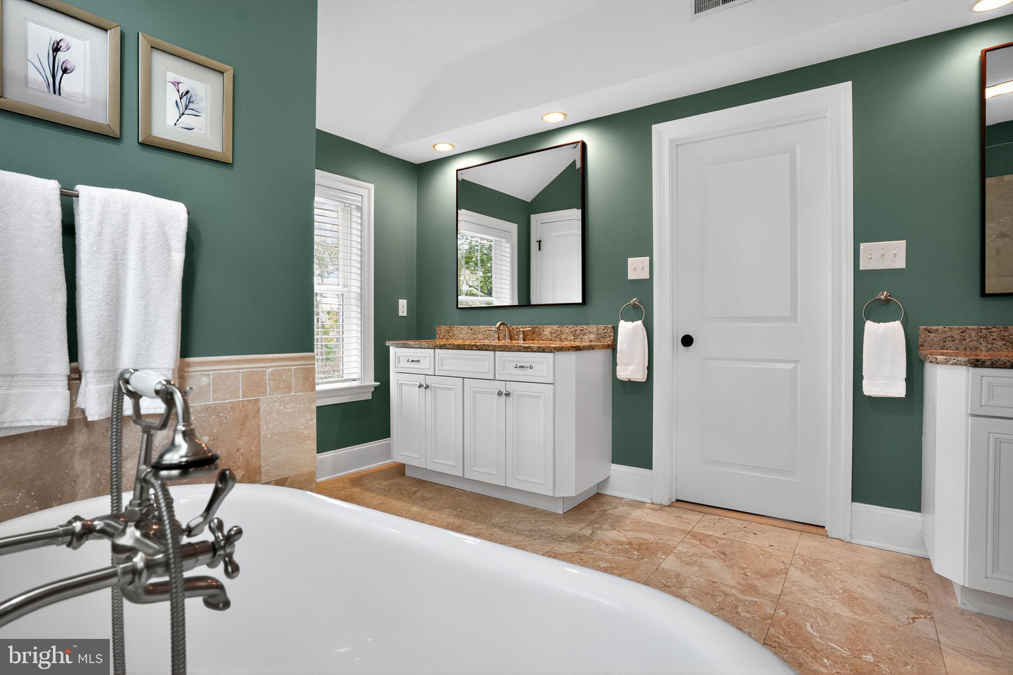 17 Fox Chase Road Malvern, PA 19355 - Photo 30 of 65 Primary Bathroom