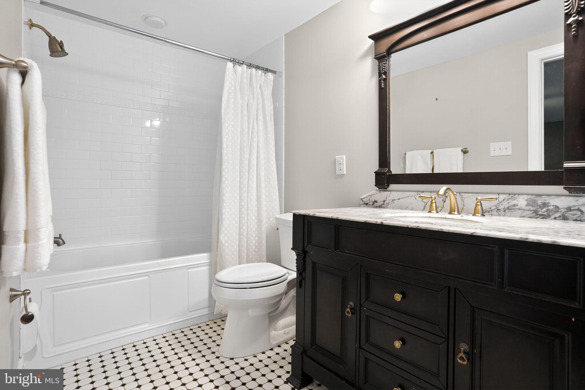 17 Fox Chase Road Malvern, PA 19355 - Photo 34 of 65 Bedroom #2 En Suite Bathroom