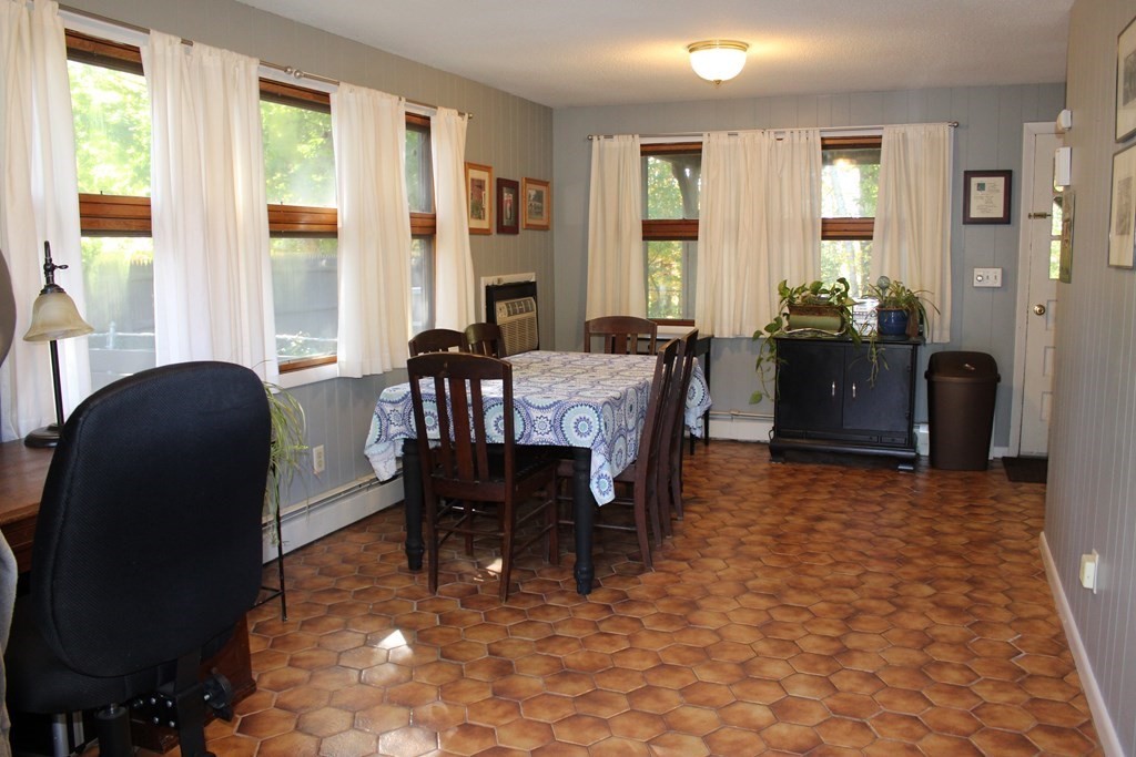 1710 Parker Street Springfield, MA 01128 - Photo 8 of 20 Gallery Image 8
