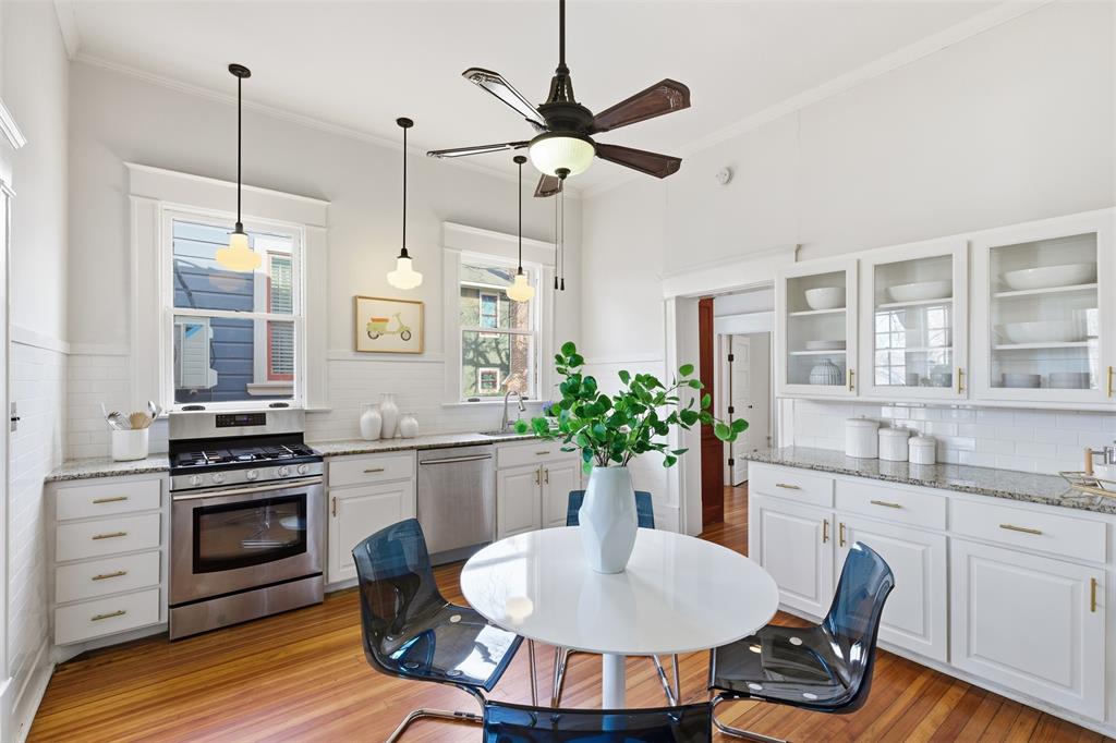 2264 Lipscomb Street Fort Worth, TX 76110 - Photo 4 of 40