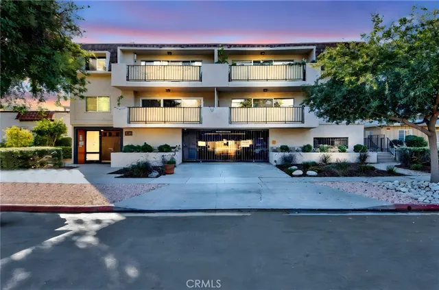 $599,000 | 2468 Mohawk Street, Unit 105, Pasadena, CA 91107
