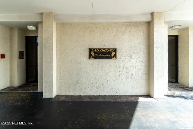 $4,500 | 601 1st Street South, Unit 4C, Jacksonville Beach, FL 32250