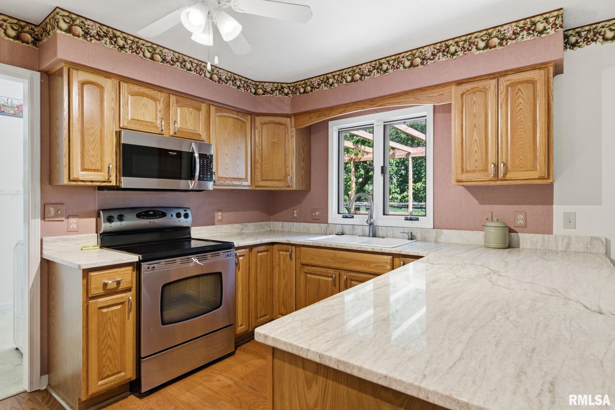 3866 North Reed Station Road De Soto, IL 62924 - Photo 4 of 48 Gallery Image 4