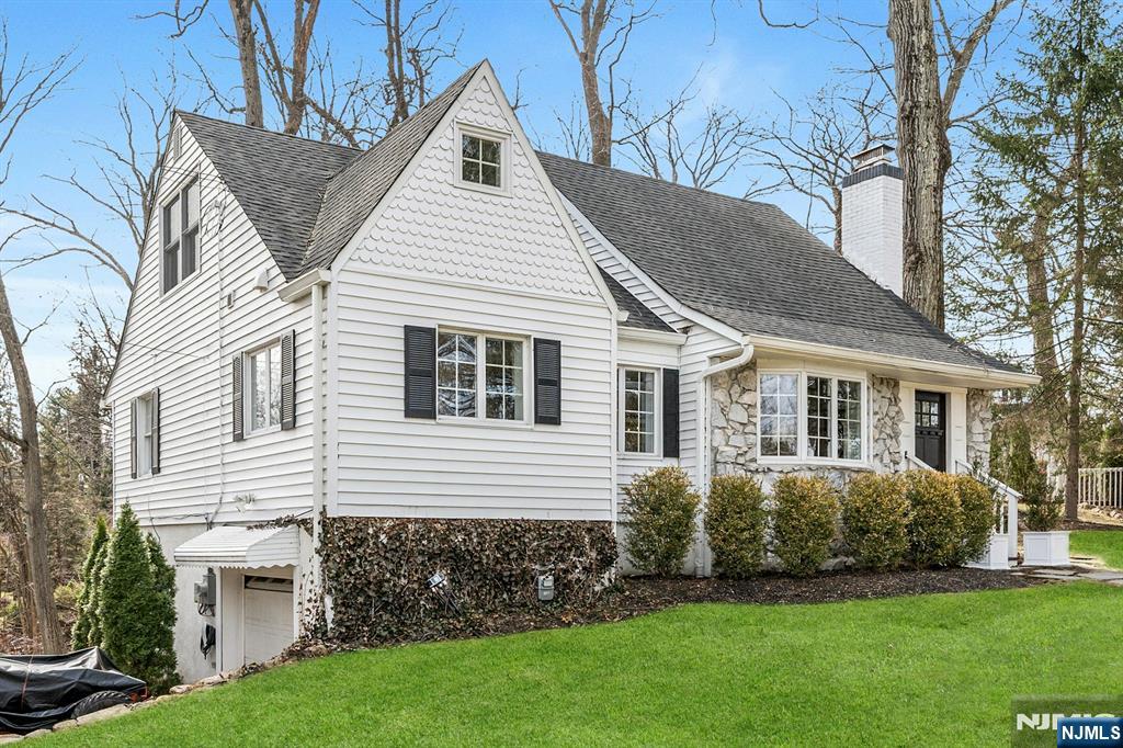 8 Glenwood Road Denville, NJ 07834 - Photo 2 of 37 a view of a house with a yard