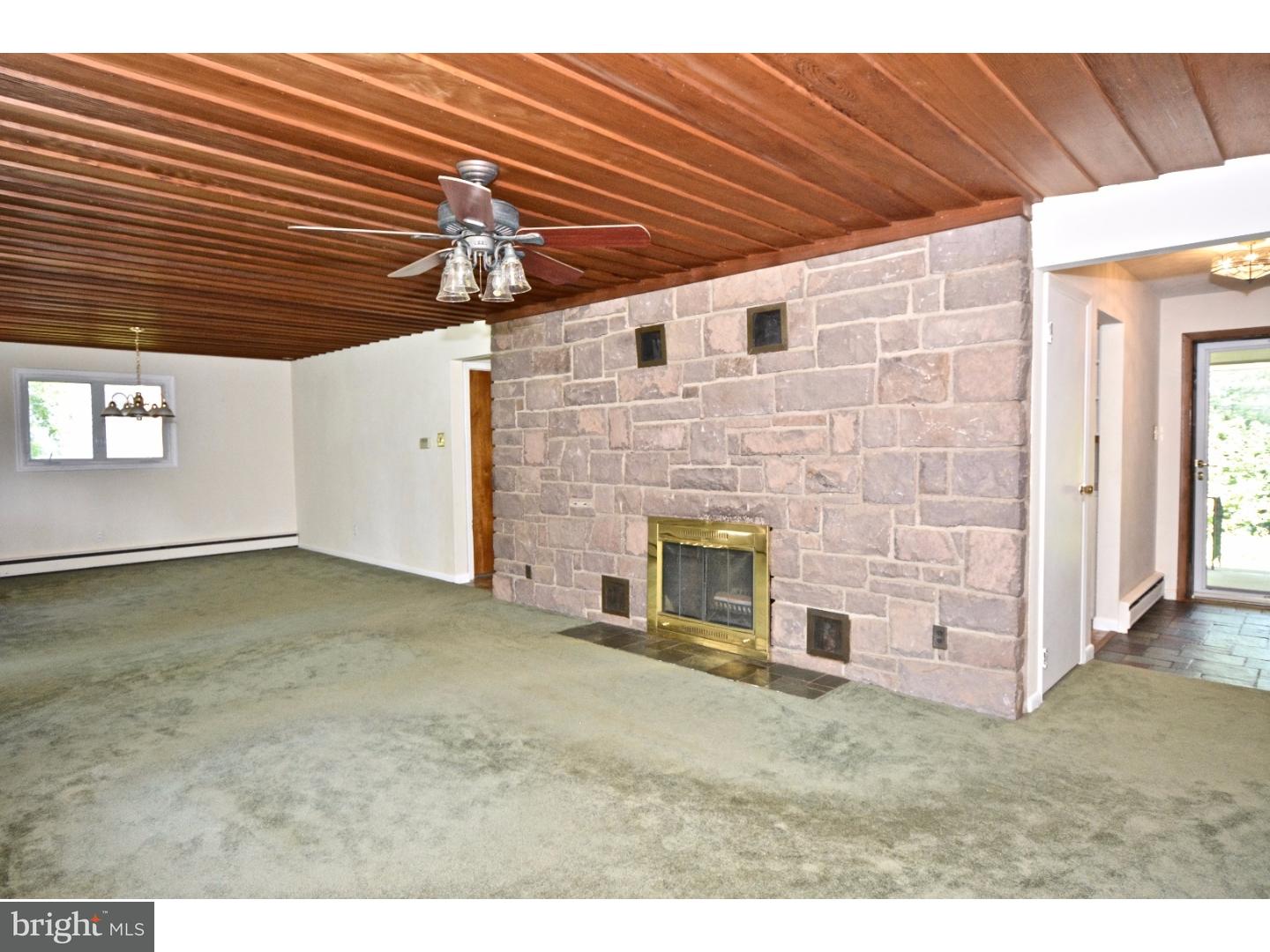 104 Bull Run Road Ewing, NJ 08638 - Photo 8 of 22