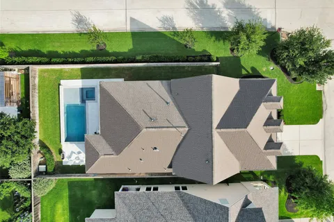 $599,000 | 114 Pilazzo Street, Montgomery, TX 77316