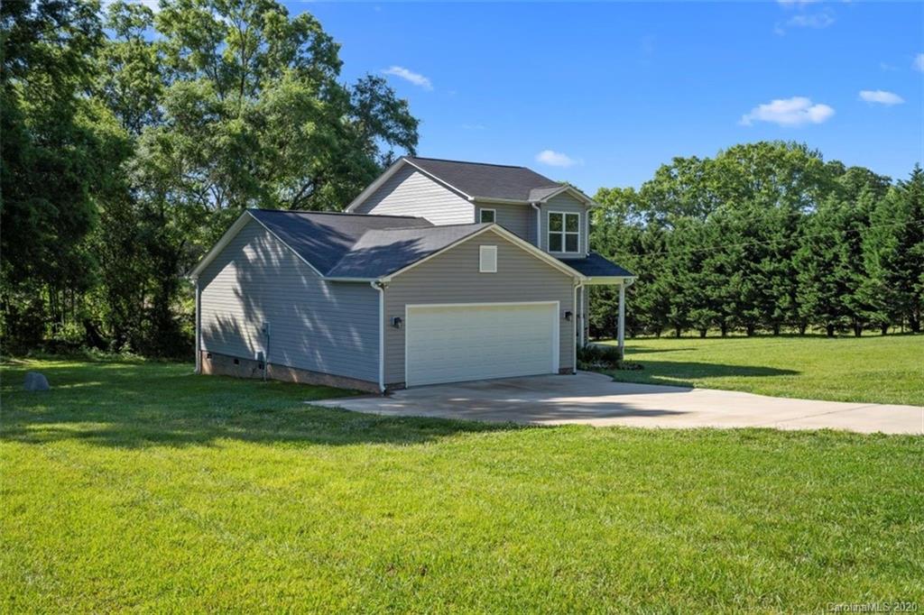 192 State Rd S-46-186 Clover, SC 29710 - Photo 3 of 38 Gallery Image 3
