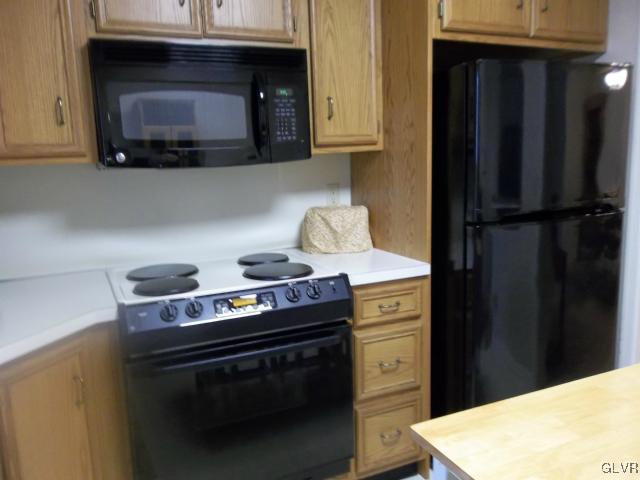 930 Cold Spring Road, Unit 3 Allentown, PA 18103 - Photo 5 of 15 Gallery Image 5