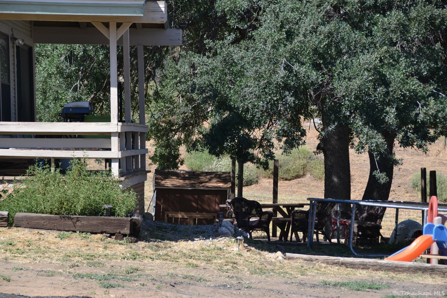25905 Bear Valley Road Tehachapi, CA 93561 - Photo 18 of 23 Gallery Image 18