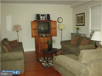 401 North Lenola Road Moorestown, NJ 08057 - Photo 2 of 15 Living Room
