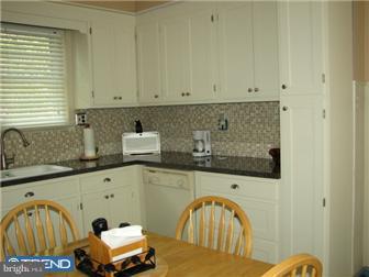 401 North Lenola Road Moorestown, NJ 08057 - Photo 5 of 15 Kitchen