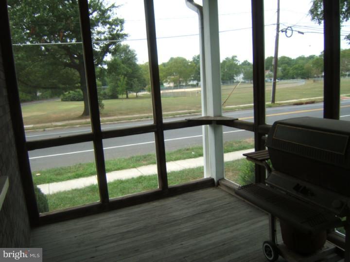 401 North Lenola Road Moorestown, NJ 08057 - Photo 9 of 15 Porch