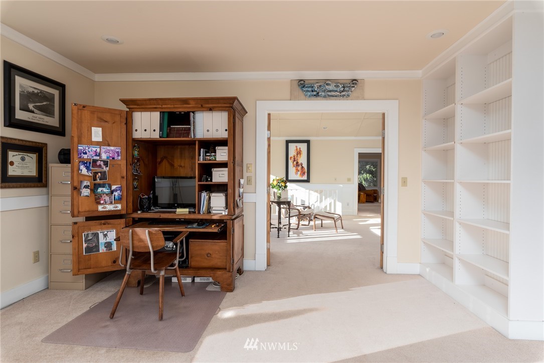 1830 East Smith Road Bellingham, WA 98226 - Photo 21 of 40 Gallery Image 21