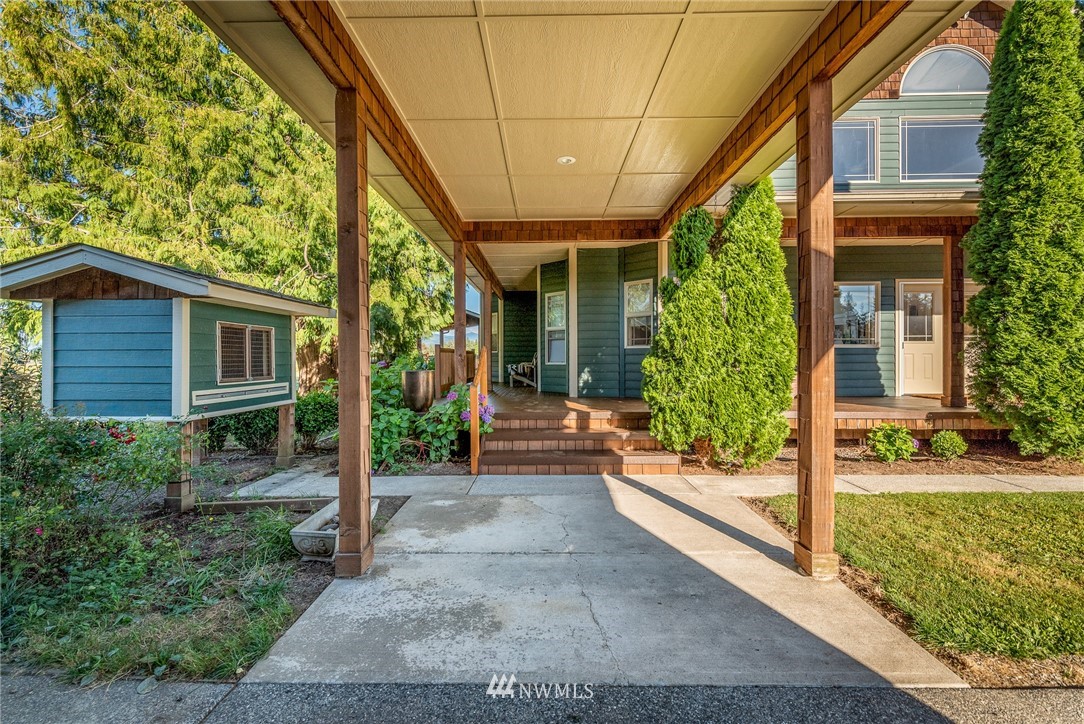 1830 East Smith Road Bellingham, WA 98226 - Photo 34 of 40 Gallery Image 34