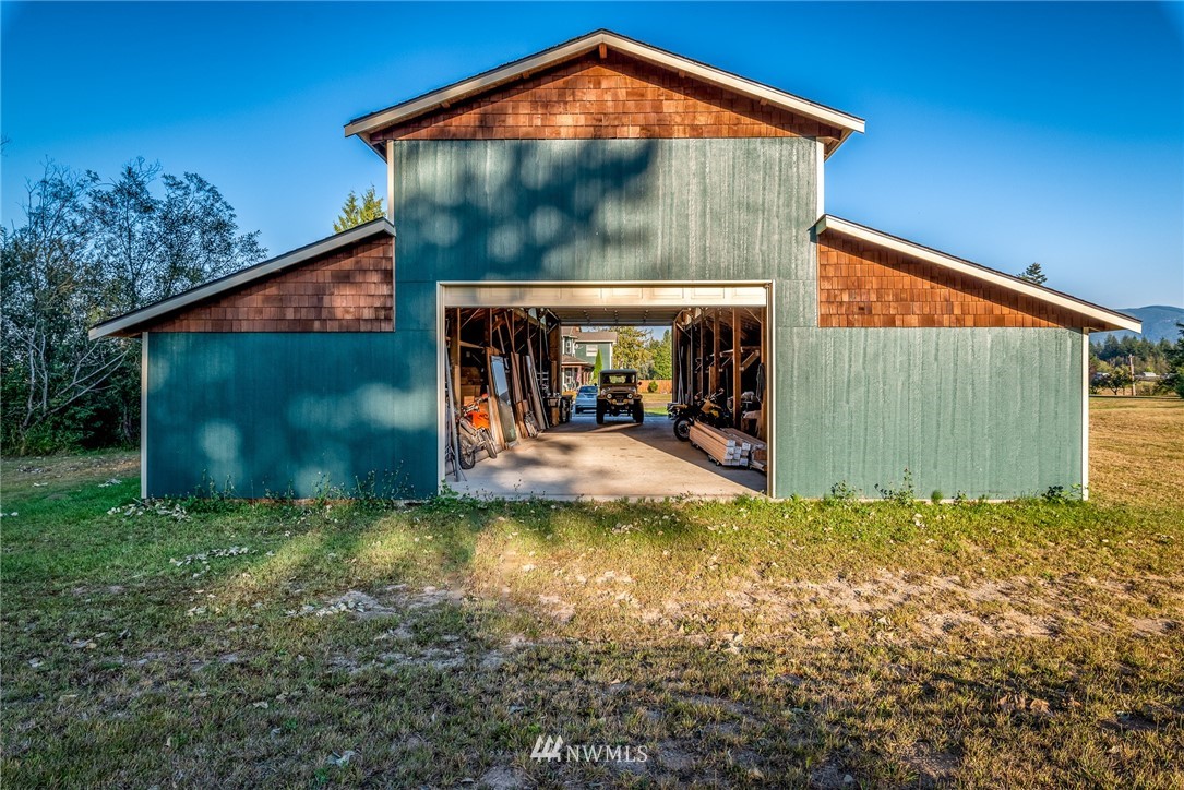 1830 East Smith Road Bellingham, WA 98226 - Photo 37 of 40 Gallery Image 37
